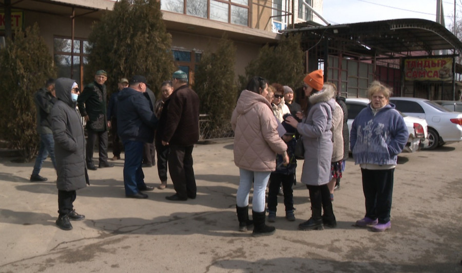 "Жамалған көше керек емес". Іргелі ауылының тұрғындары жанайқайларын жеткізді