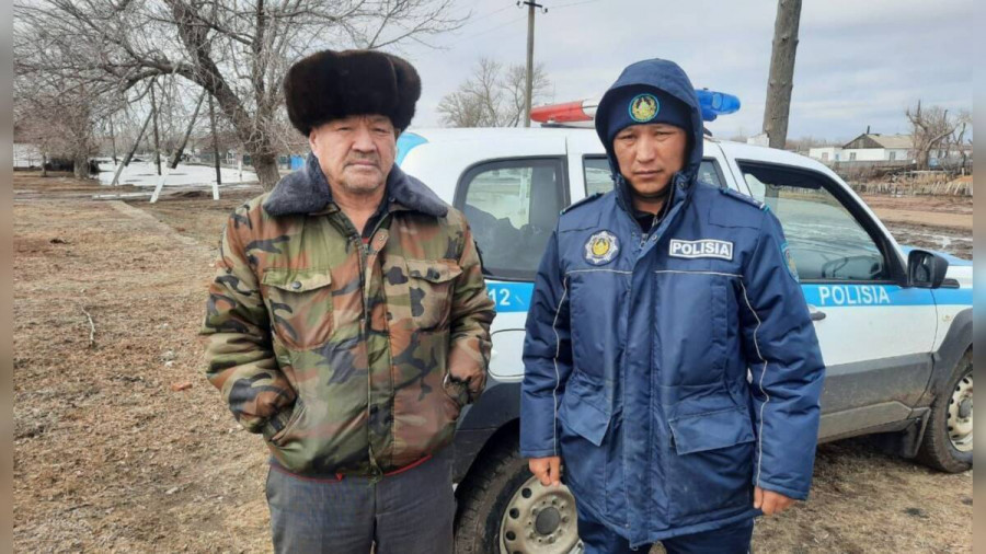 Павлодарда үйін су басқан отбасыны полицей өз баспанасына паналатқан