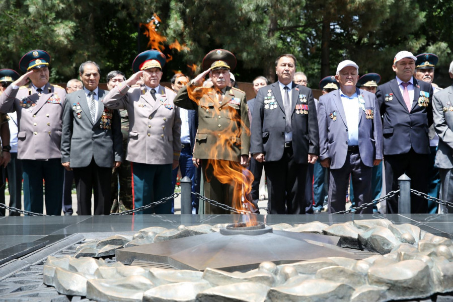 Алматыдағы Мәңгілік алау табиғи газға қосылды