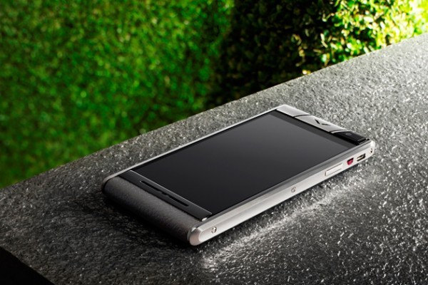 Vertu тағы бір қымбат смартфон шығарды 