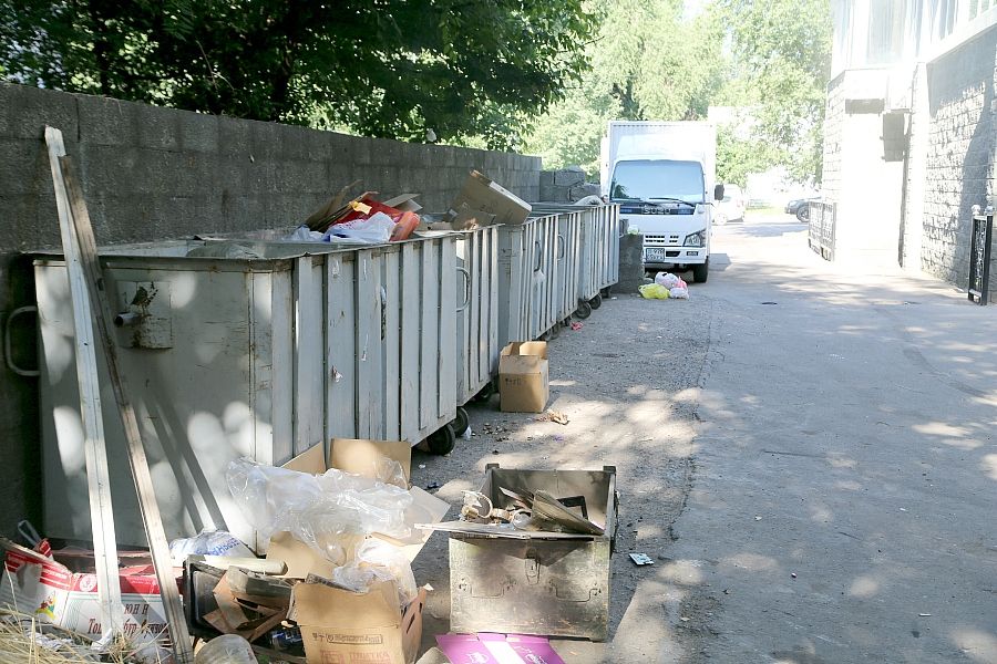 Франция дүкендерінде тағамдарды лақтыруға ресми түрде тыйым салынды