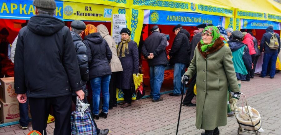 Қостанай облысының тауар өндірушілері елордаға 400 тоннаға жуық өнім әкелді