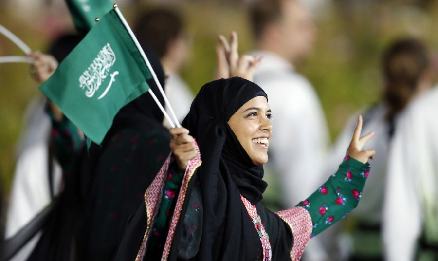 Сауд Арабиясында әйелдерге стадионнан футбол көруге рұқсат берілді