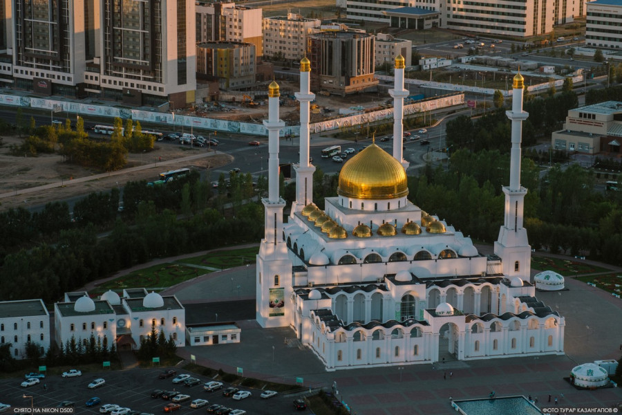 Мемлекет басшысы қазақстандықтарды Айт мерекесімен құттықтады