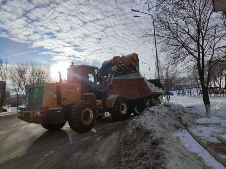 Бір күнде бір айлық қар жауған: Атырау қар құрсауында қалды