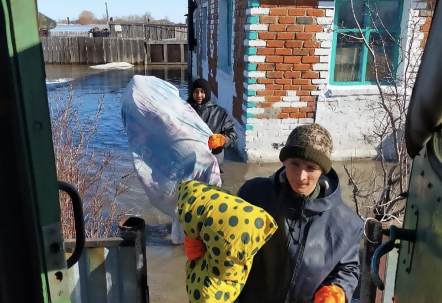 Қостанай облысында да ауылды су басып, 20-ға жуық тұрғын эвакуацияланды